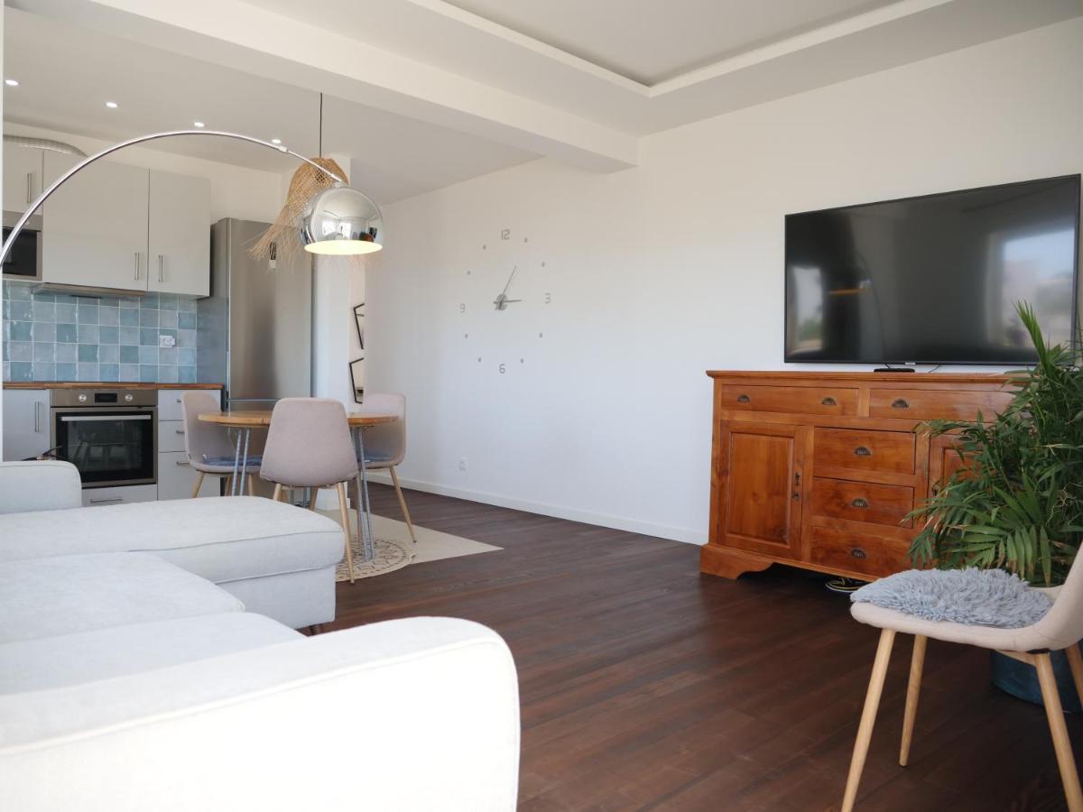 Cozy Apartment With Sea View Over Meia Praia Lagos Exteriör bild